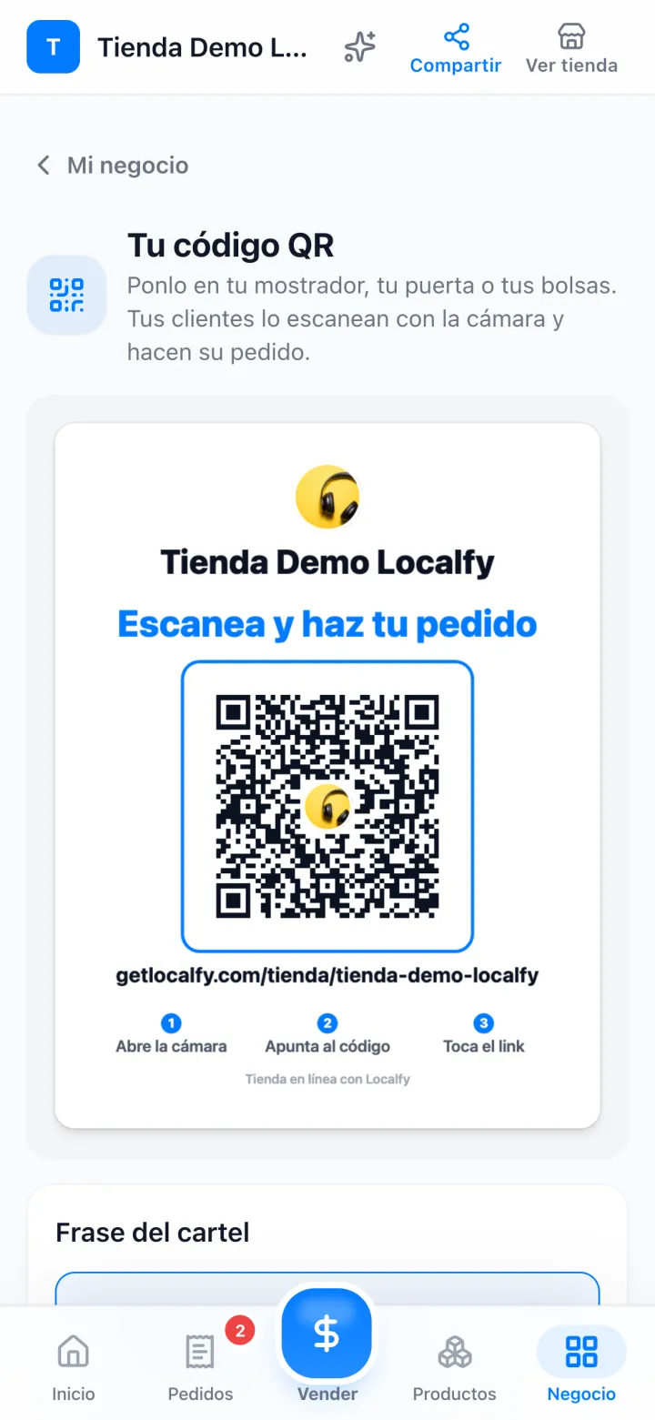 Cartel con el código QR de la tienda y el texto Escanea y haz tu pedido